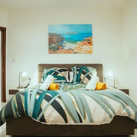 Luxurious Gozo Apartment, *