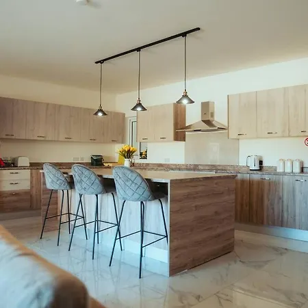아파트 Luxurious Gozo Apartment, Qala