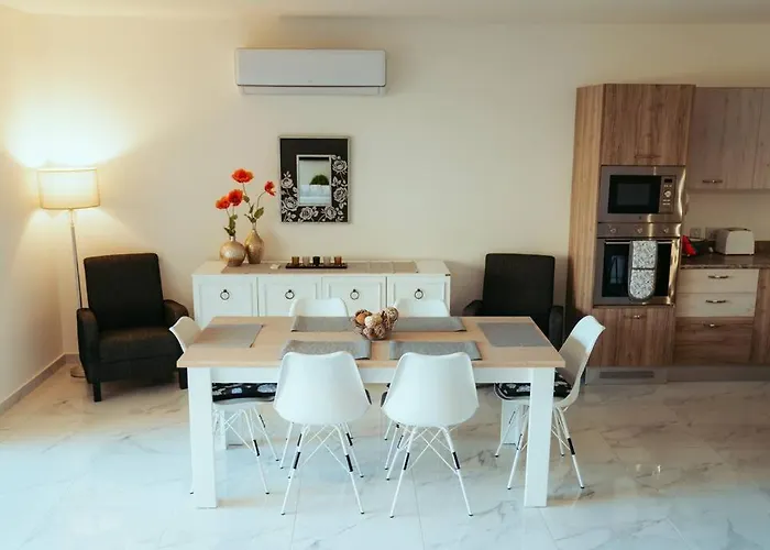 Daire Luxurious Gozo Apartment, *